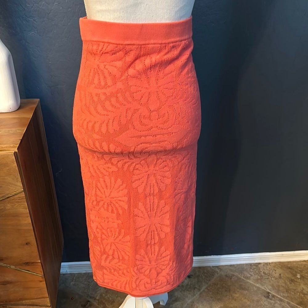 Christian lacroix  Coral stretchy ‎ midi skirt - Picture 3 of 5